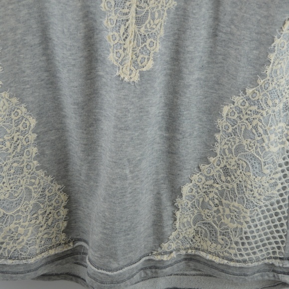 🔴 Rewind  Lace Design Sweatshirt - Picture 4 of 8